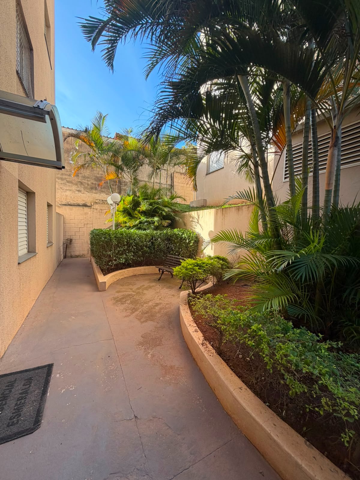 Avenida Paranaguá 03